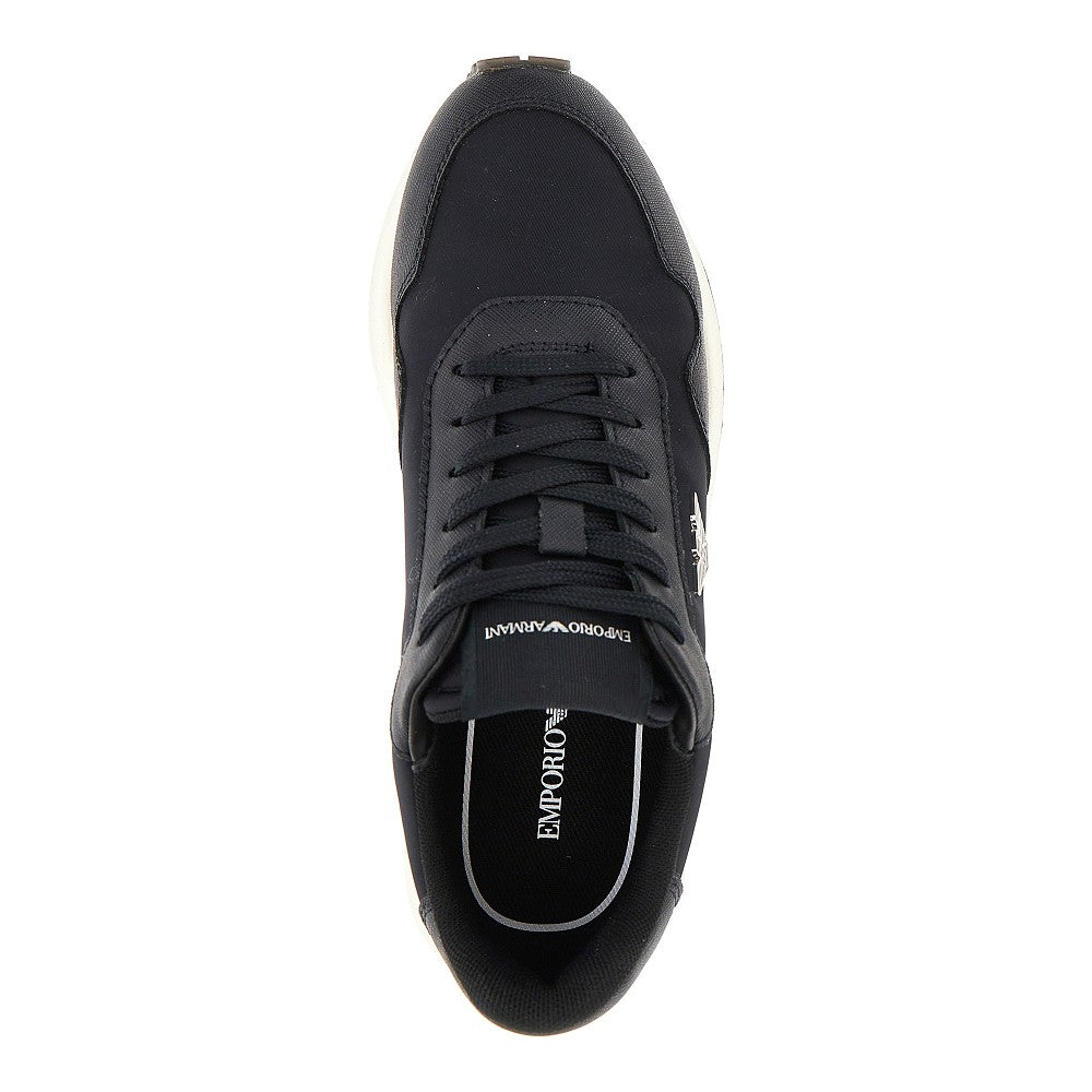 Sneakers in nylon riciclato ASV