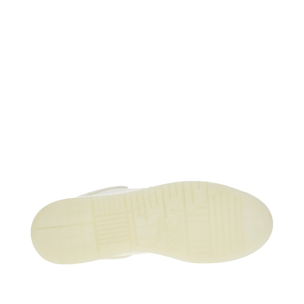 Leather sneakers with rubber heel tab