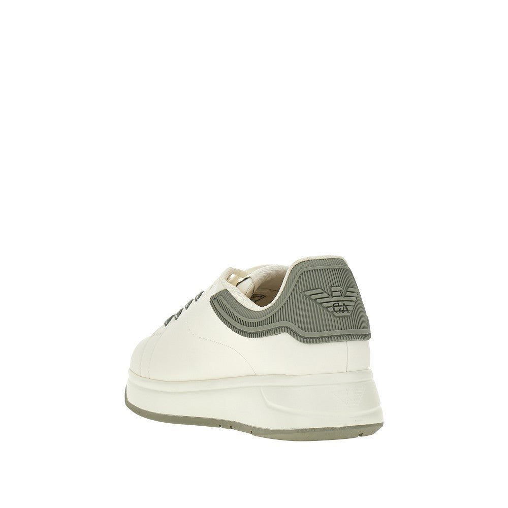 Sneakers in pelle con spoiler in gomma