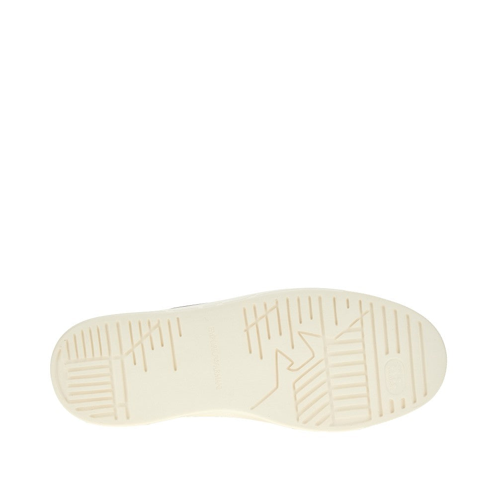 Sneakers in pelle spalmata