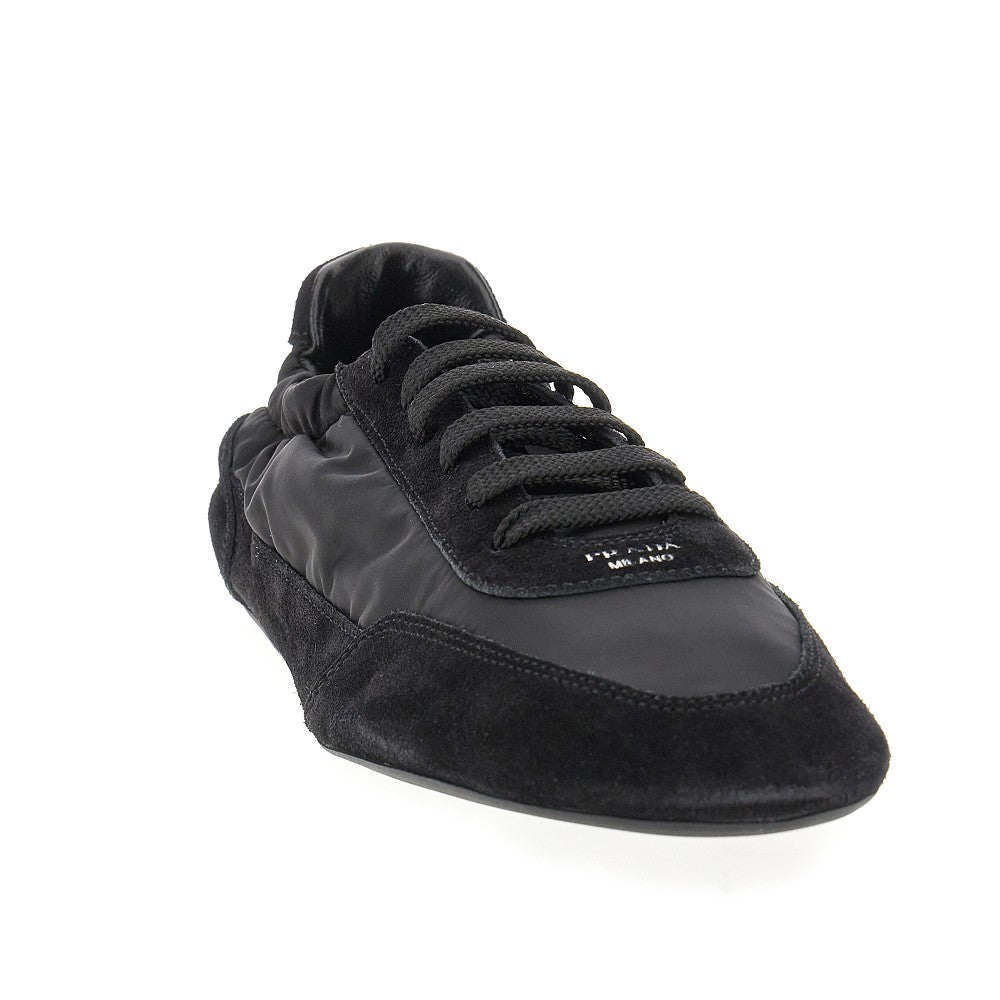 Sneakers 'Collapse' in Re-Nylon e suede