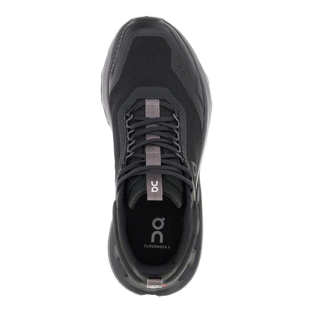 Sneakers 'Cloudnova X'