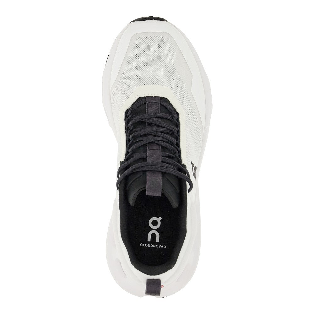 Sneakers 'Cloudnova X'