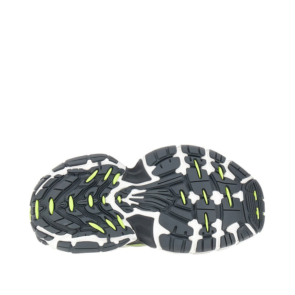 6XL sneakers