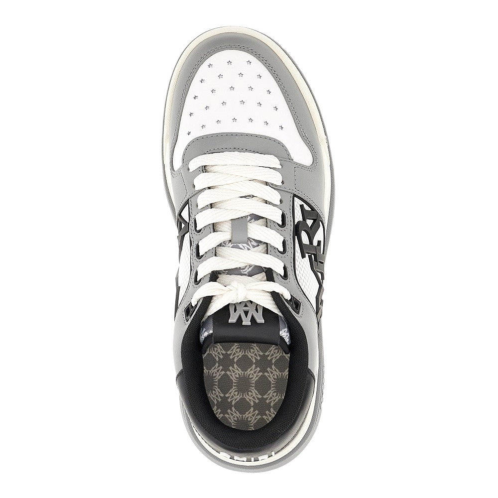 Classic Low sneakers