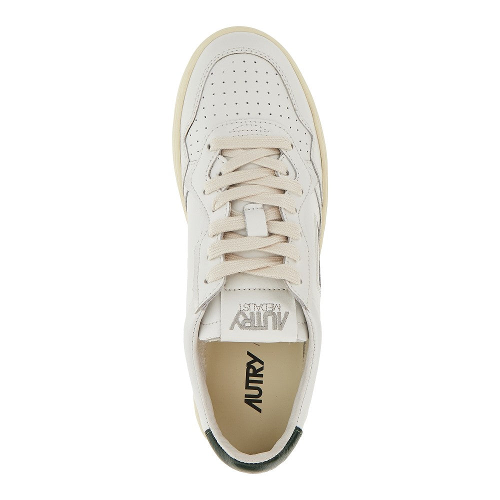 Medalist Low leather sneakers