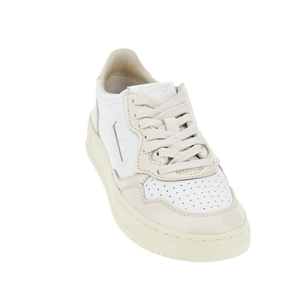 Medalist Low sneakers with patent details