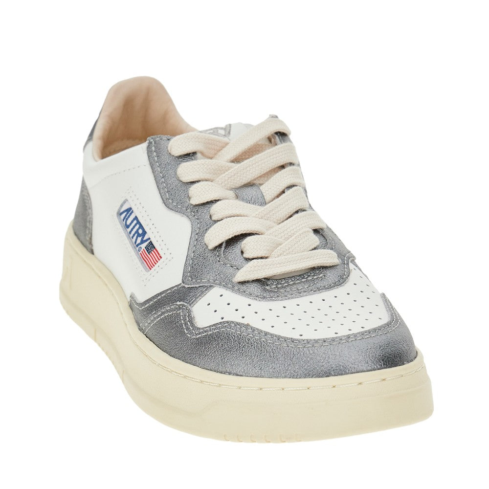 Medalist Low leather sneakers