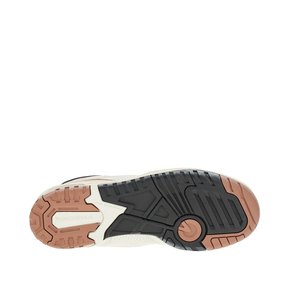 Used effect 550 sneakers