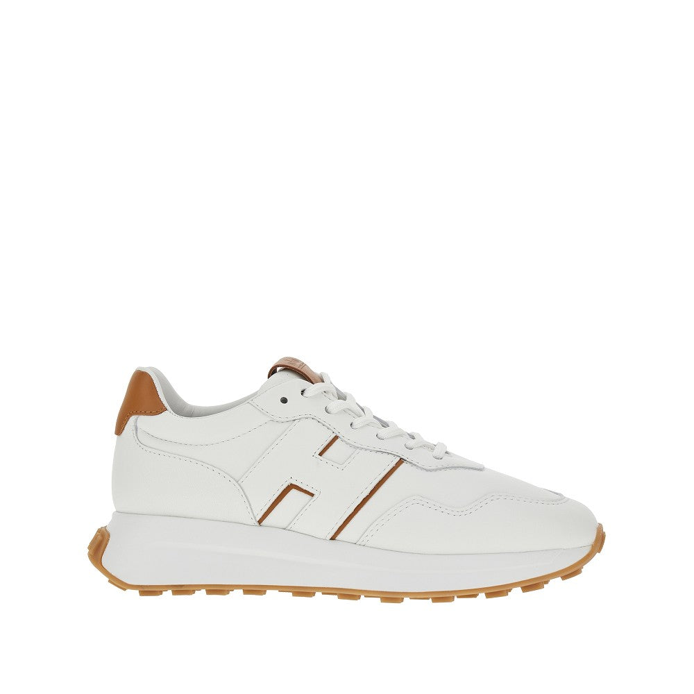 Sneakers in pelle H641