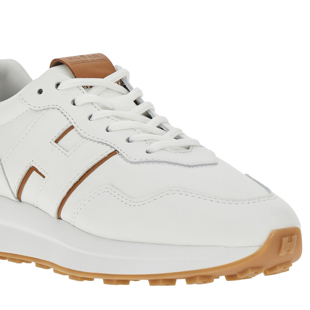 Sneakers in pelle H641