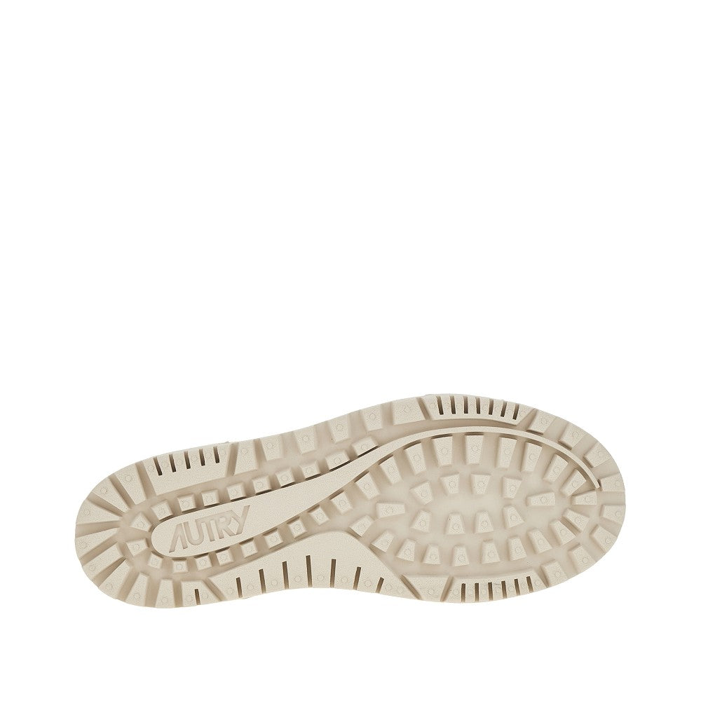 Sneakers Wildpace Low