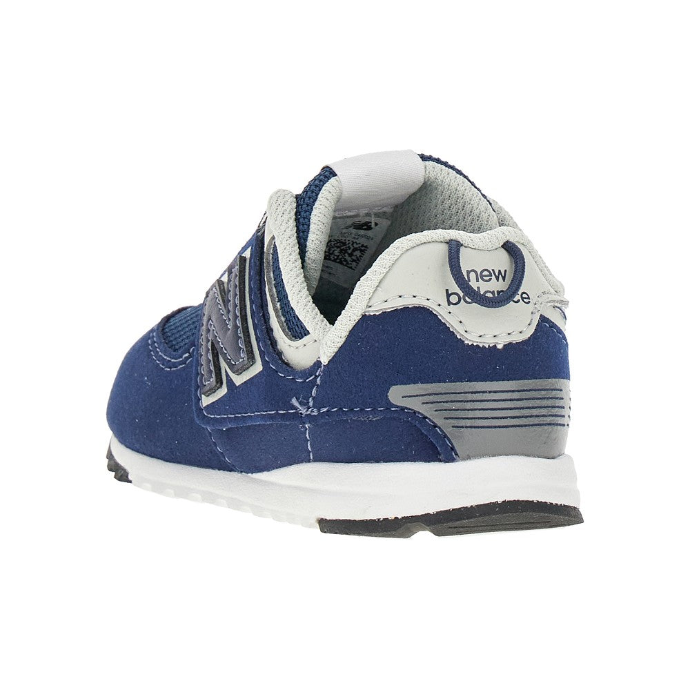 Sneakers 574