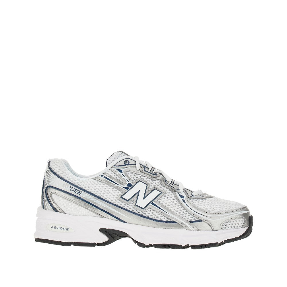 Sneakers 740