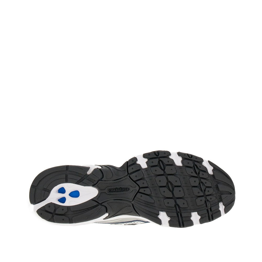 Sneakers 740