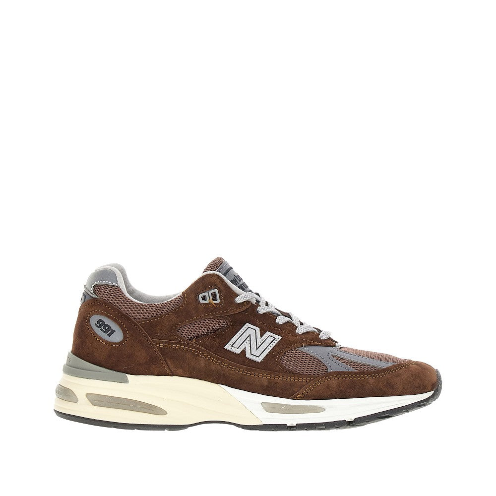 Sneakers Made in UK 991v2
