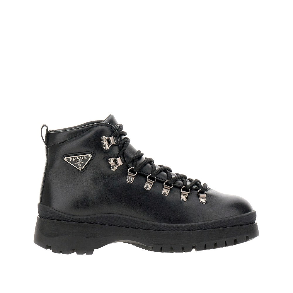 Lace-up leather ankle boots