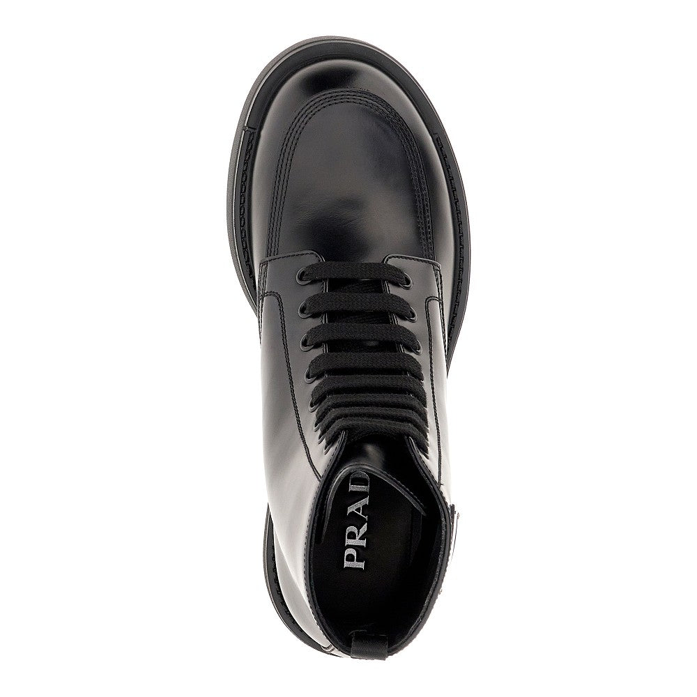 Spazzolato leather laced ankle boots