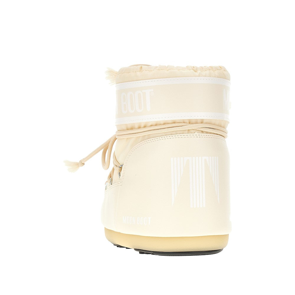 'Icon Low' nylon boots