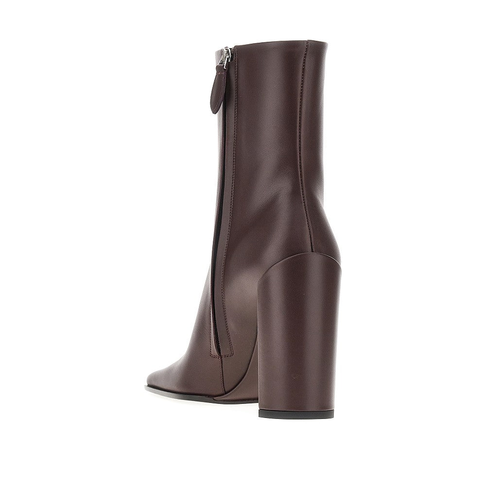 'Square' leather boots