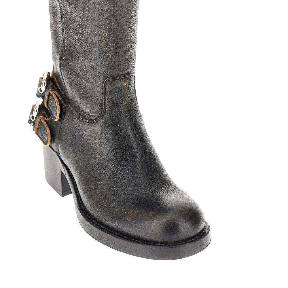'Dakota' grained leather boots