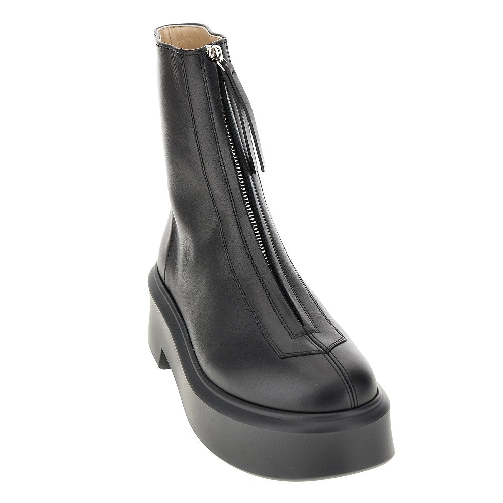 Leather Zipped boots