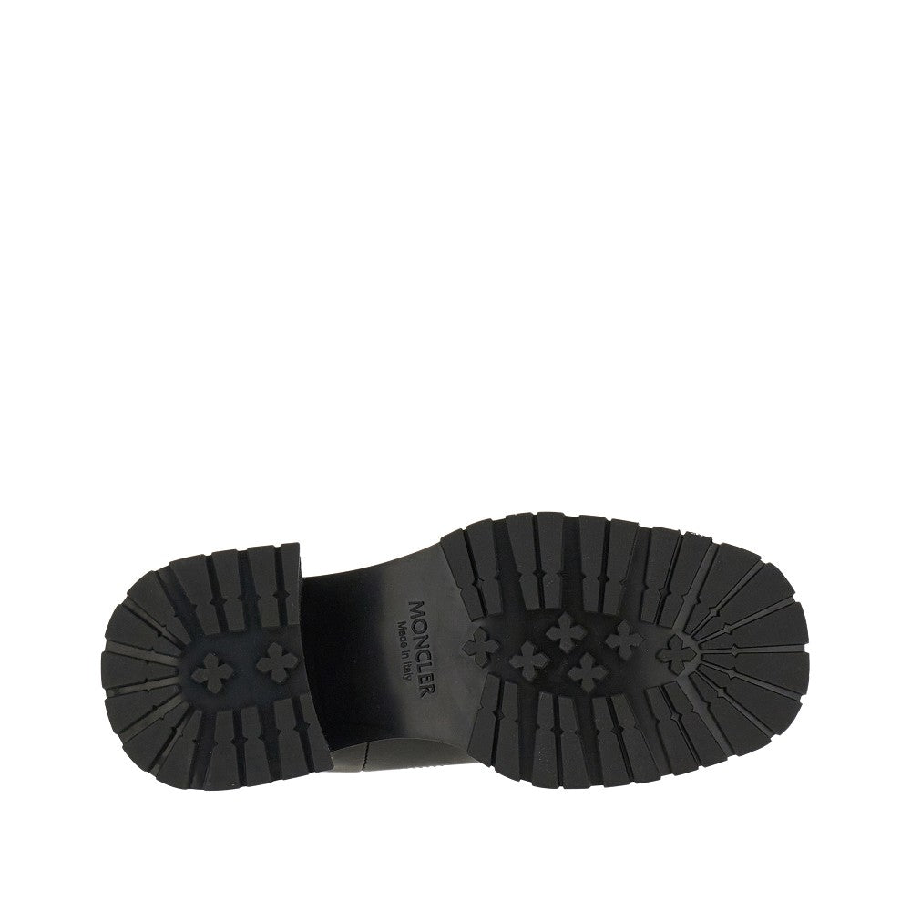 Stivaletti stringati 'Gigi' in pelle
