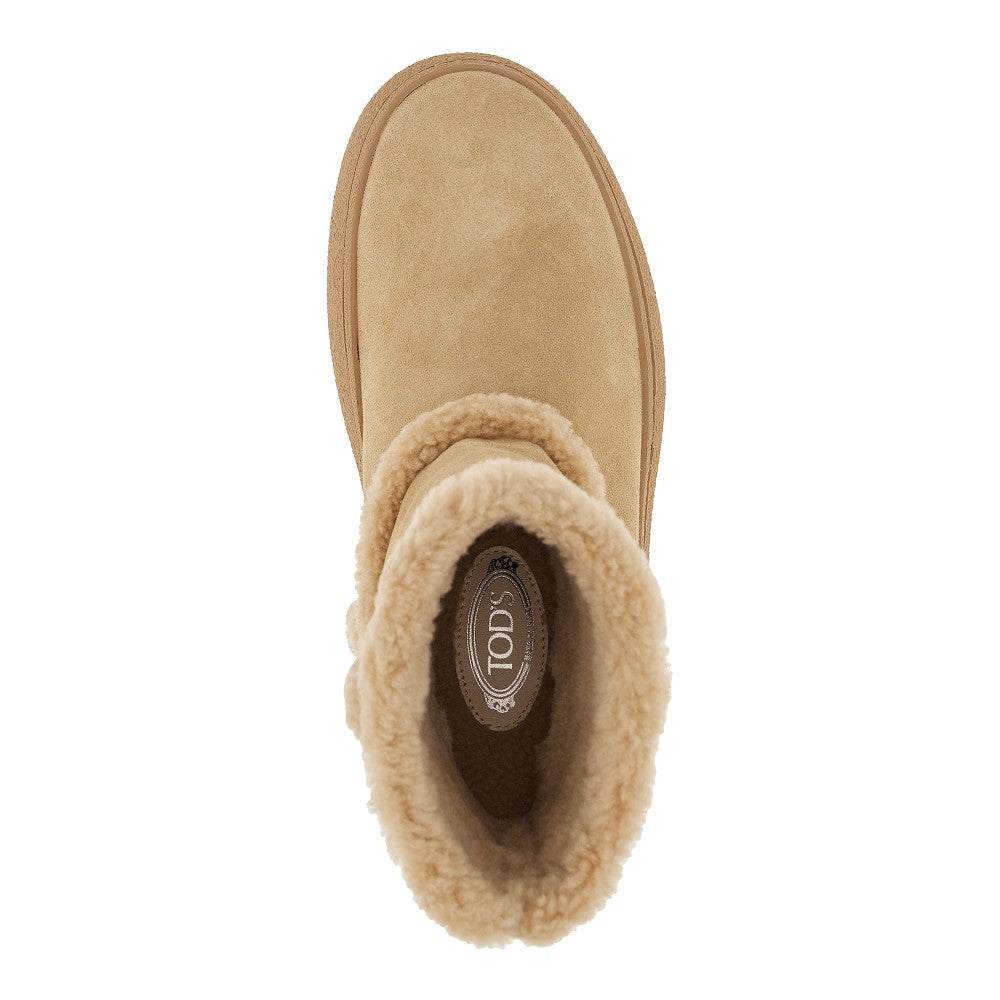 'Kate' shearling boots