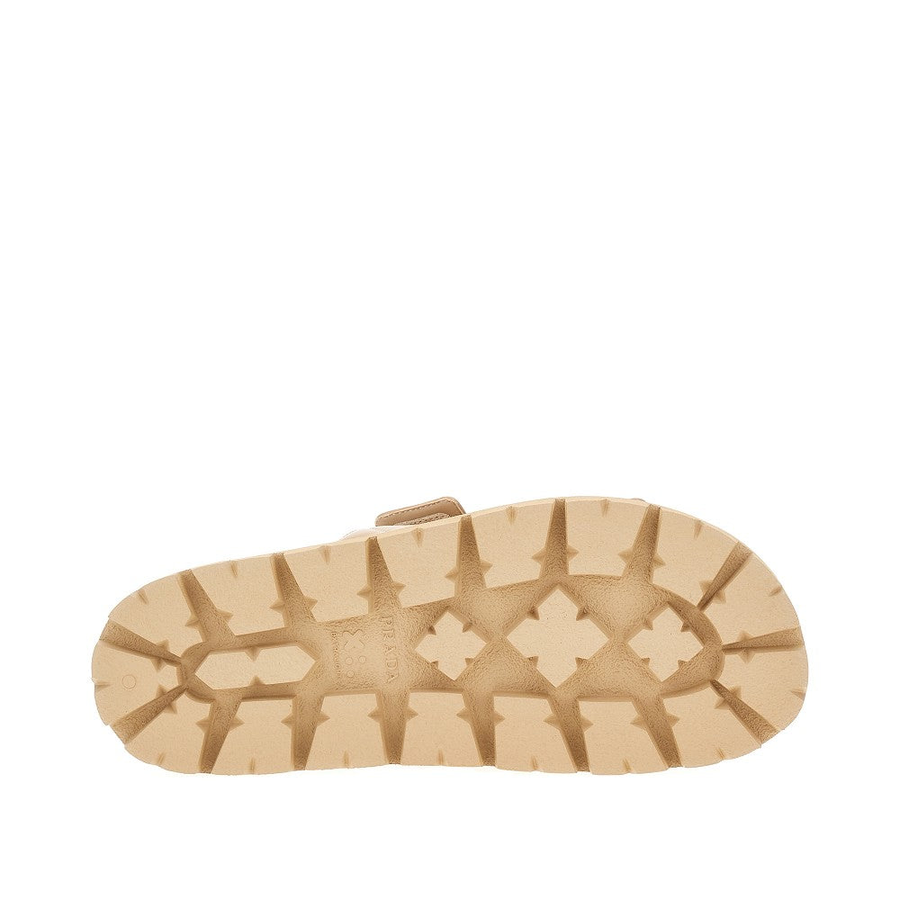 Ciabatta in nappa con doppia fascia