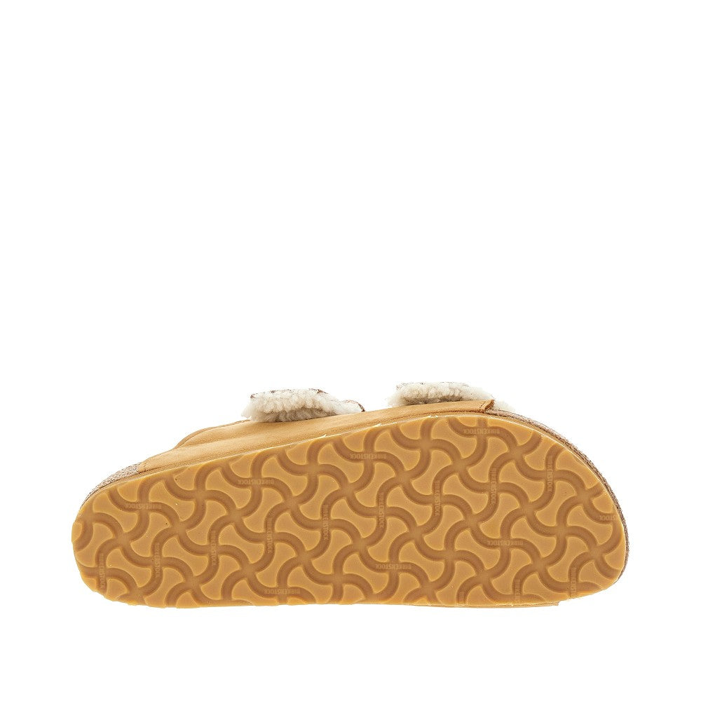 Arizona Bold Shearling sandals