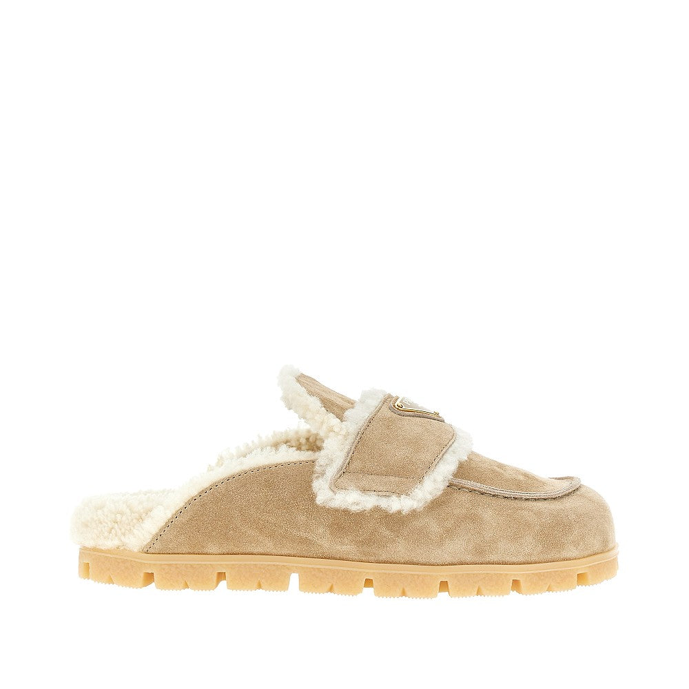 Sabot in pelle scamosciata e montone