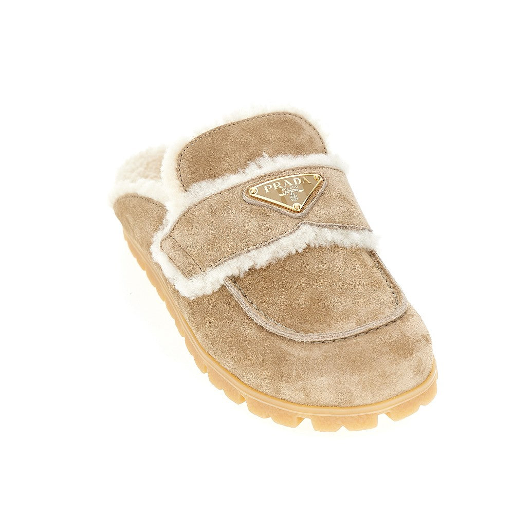 Sabot in pelle scamosciata e montone