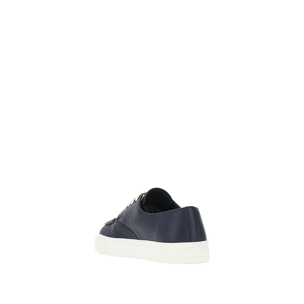 Leather boat shoes