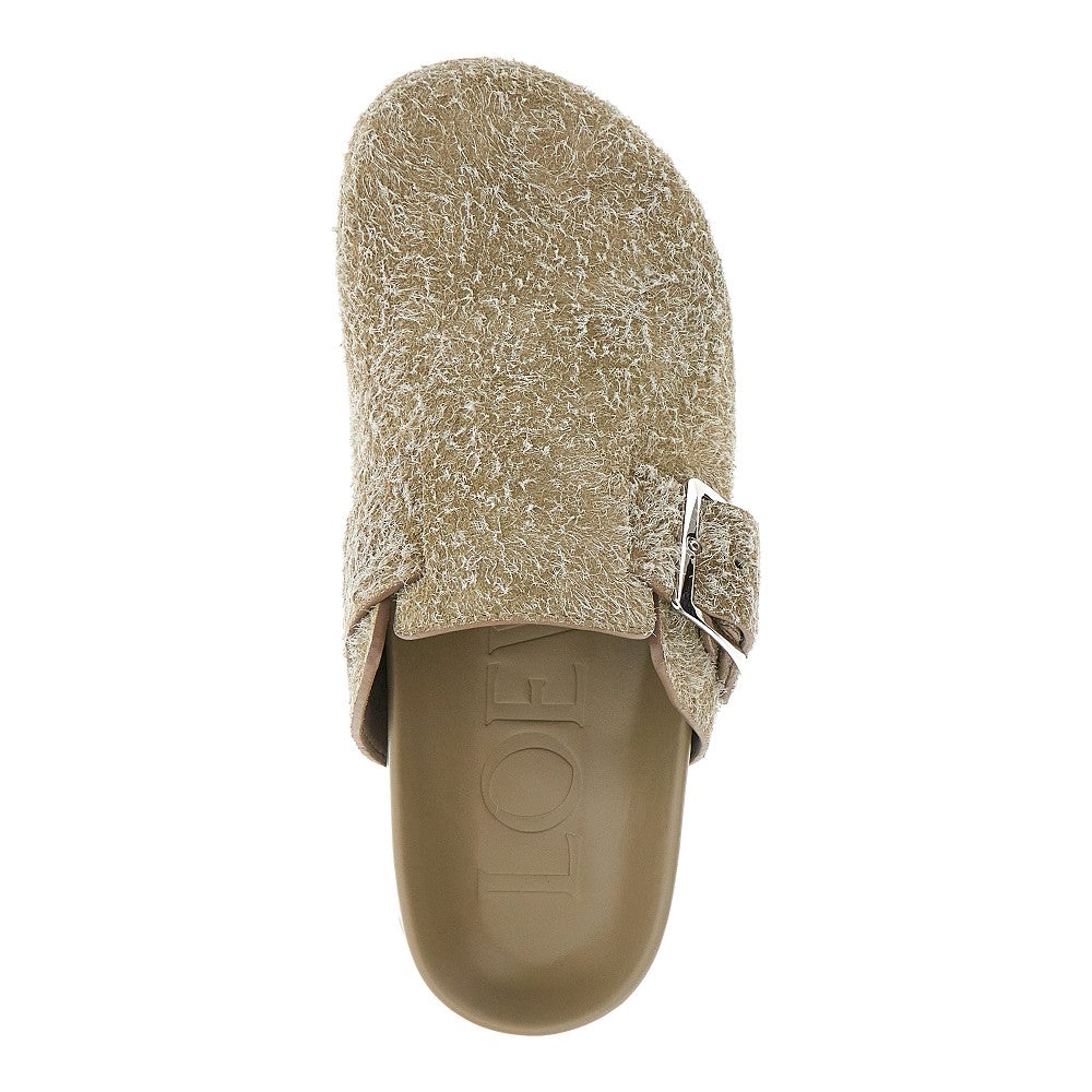'Ease Buckle' sabot