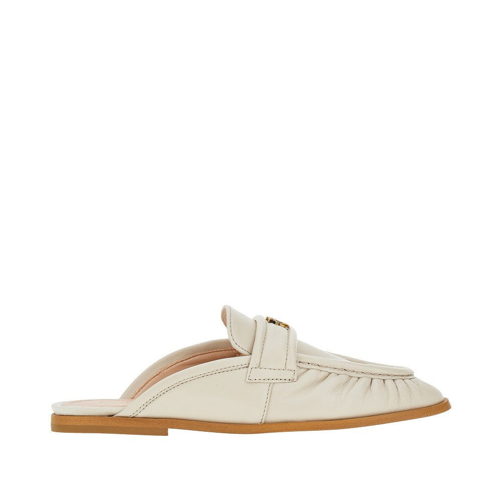 Nappa leather sabot with Love Birds detail