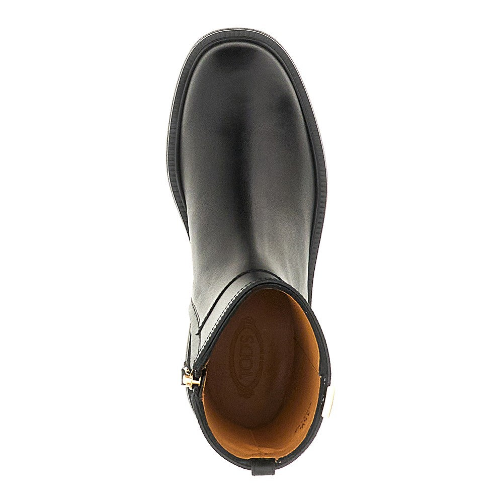 Leather ankle boots with T Timeless detail