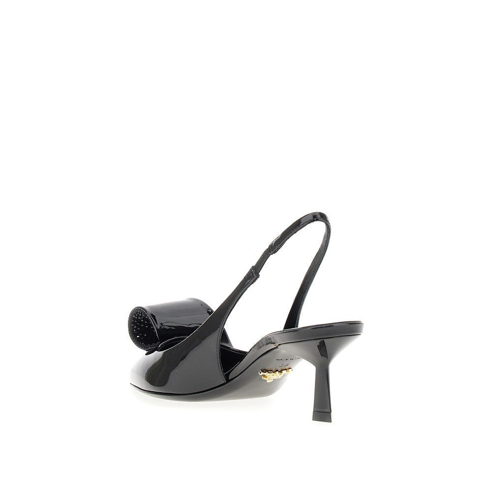 Décolleté slingback in vernice
