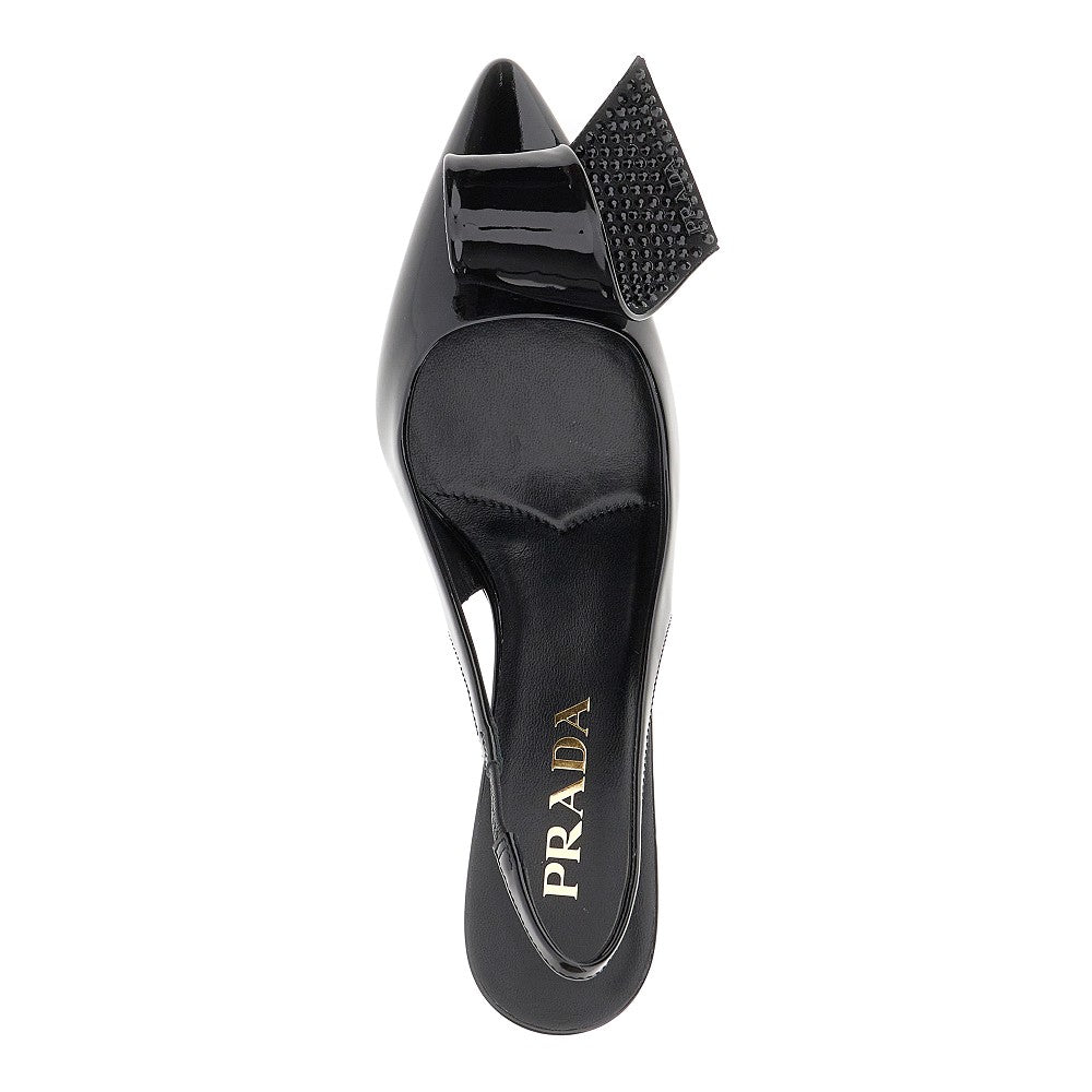 Décolleté slingback in vernice