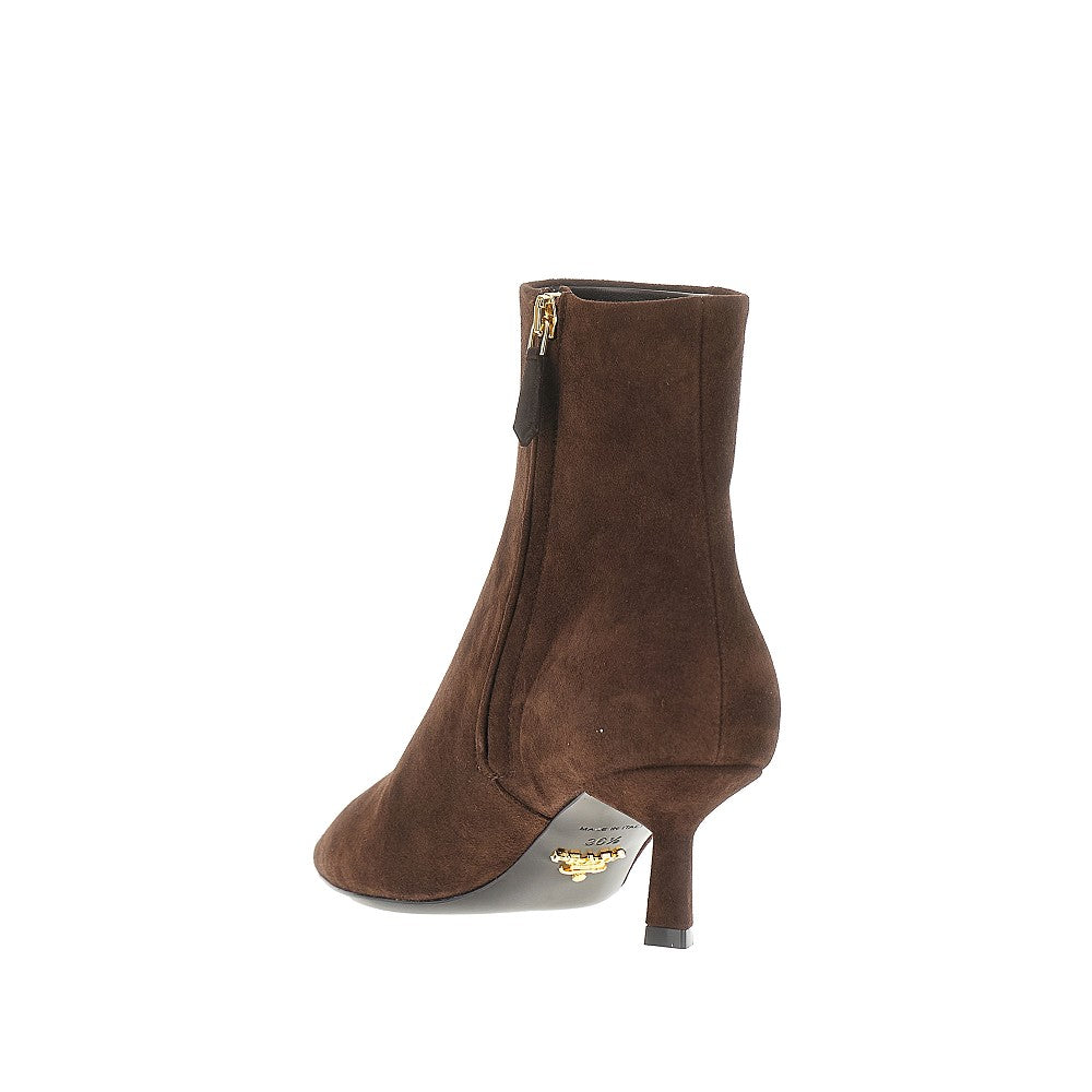Suede leather boots with logo