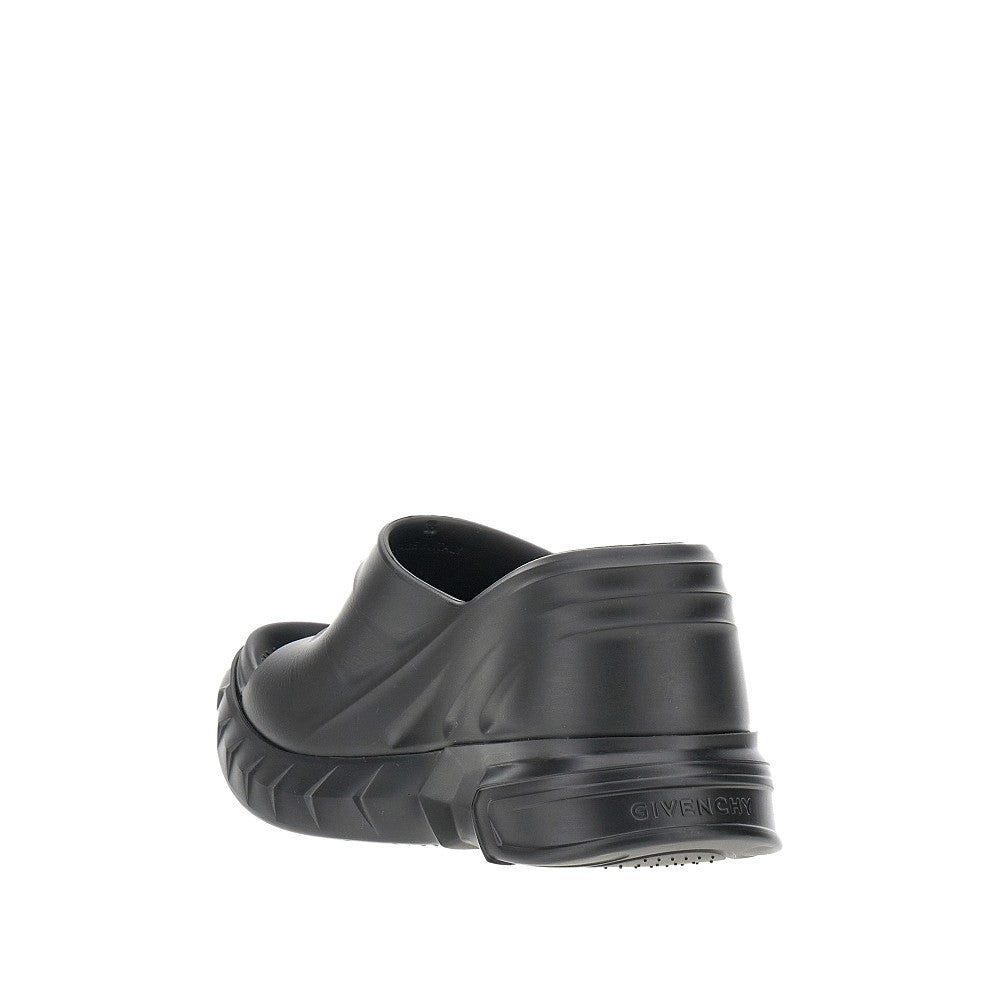 'Marshmallow' rubber slides