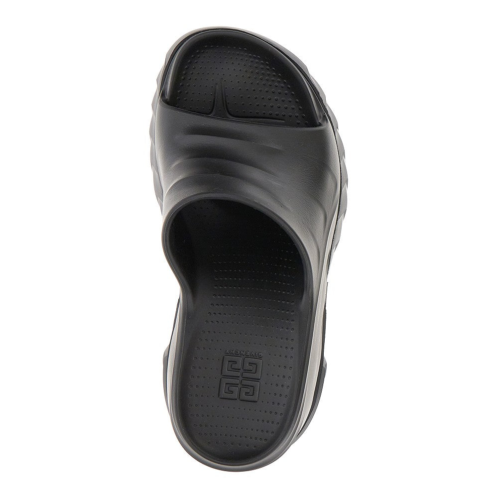 'Marshmallow' rubber slides