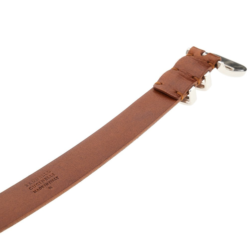 Leather belt with woven motif