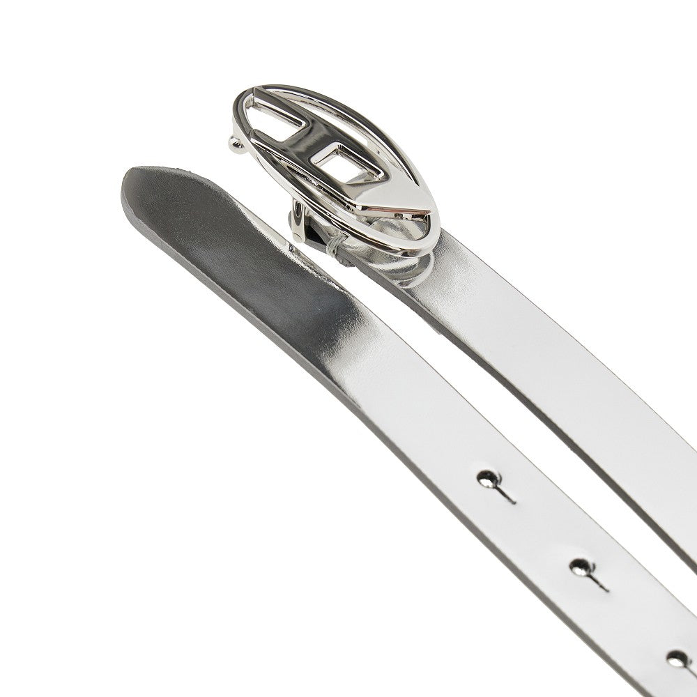 Oval D buckle metallized belt