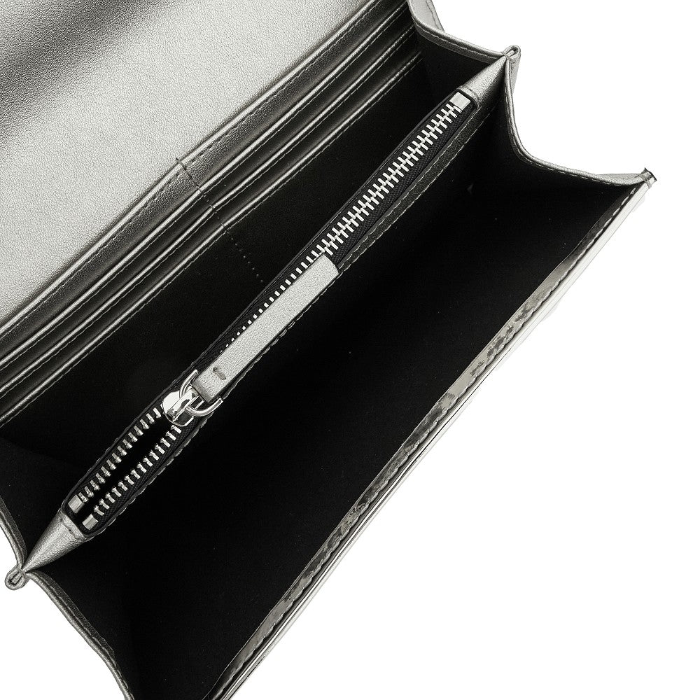 Clutch Love Bag One in pelle specchiata