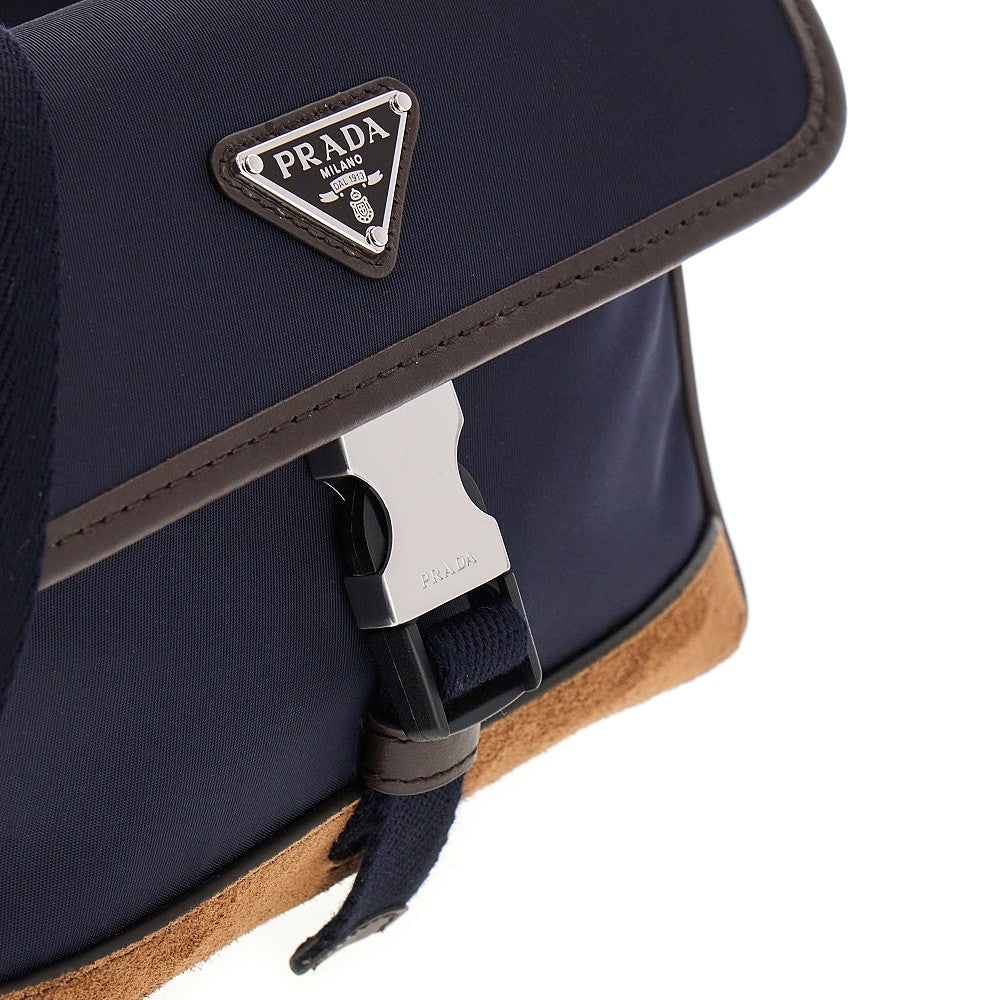 Pouch porta smartphone in Re-Nylon e pelle