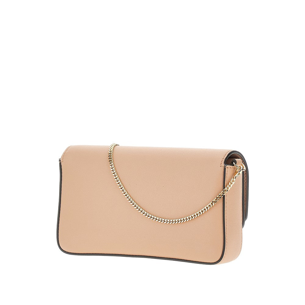 Clutch in pelle con dettaglio VLogo Signature