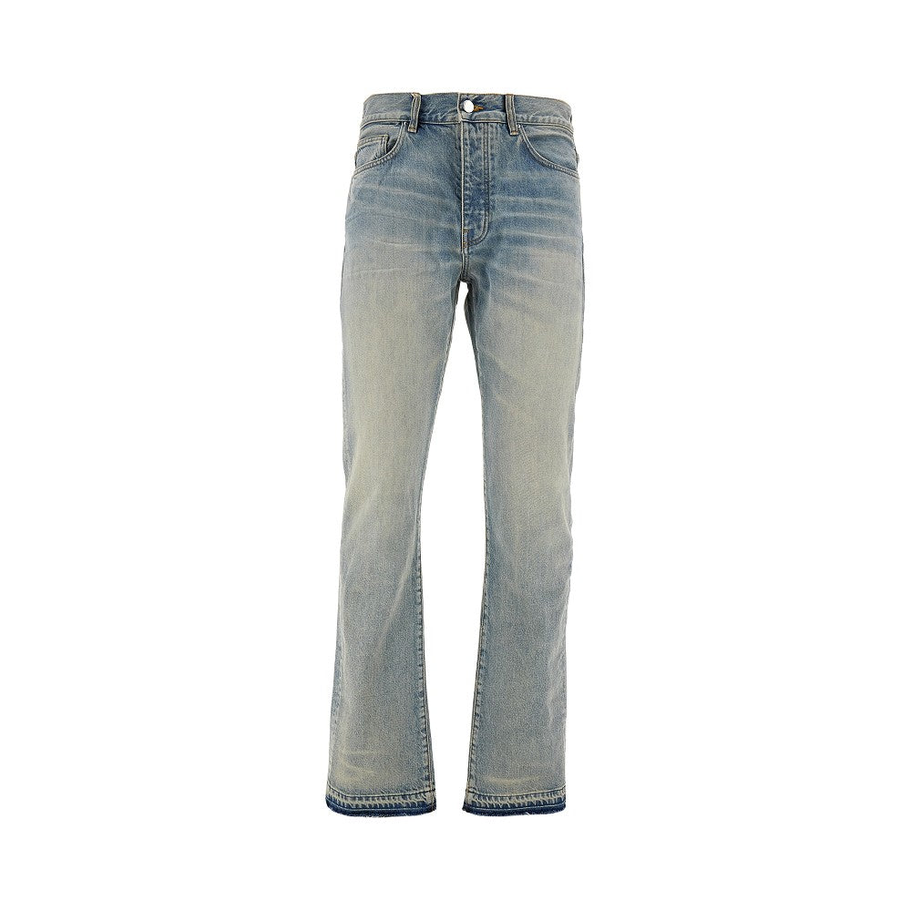 Jeans straight-fit con fondo sfrangiato