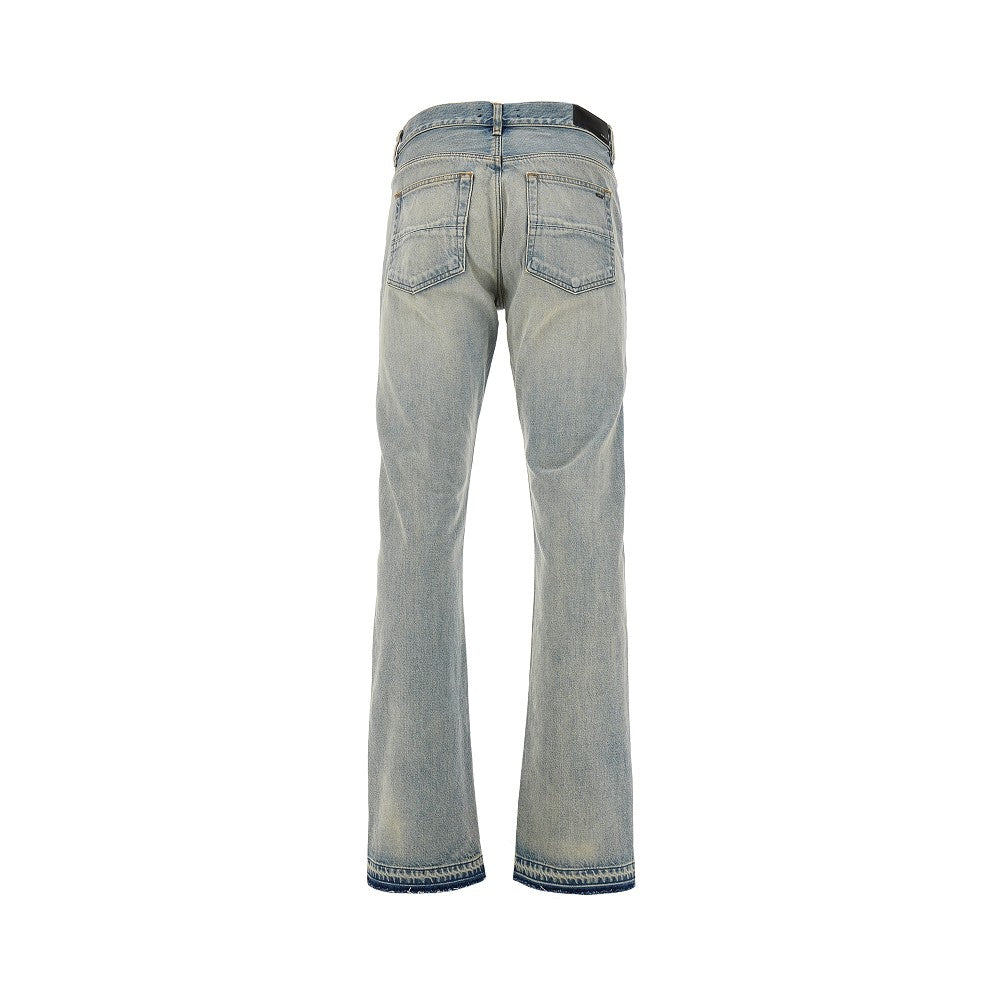 Jeans straight-fit con fondo sfrangiato
