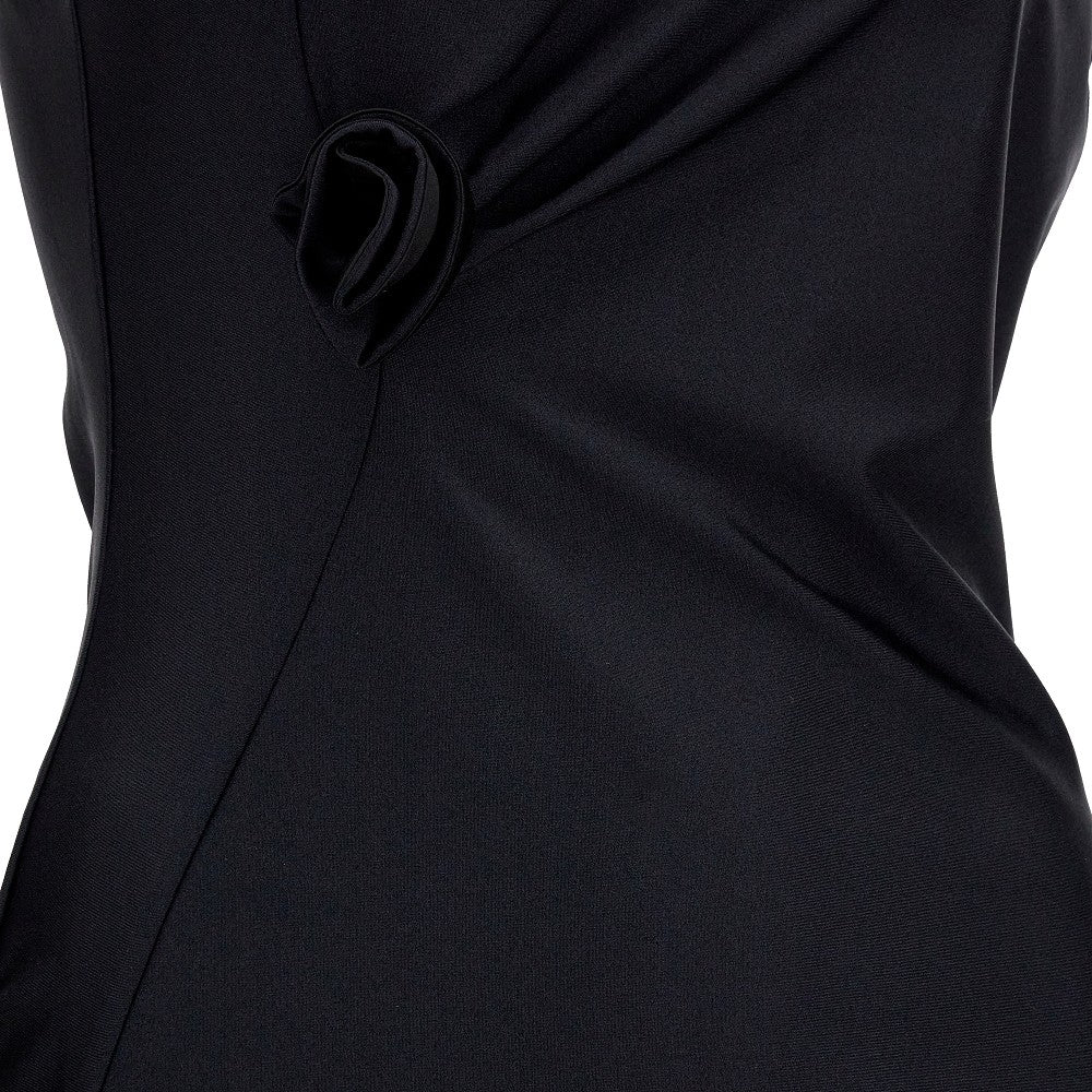 Asymmetrical dress with floral details