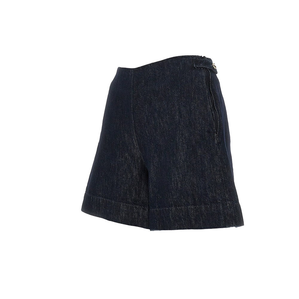Shorts in denim